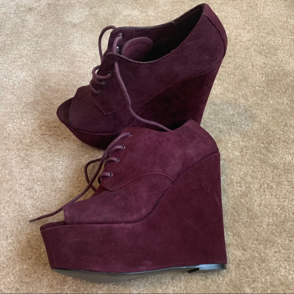 Steve Madden wedge sandal